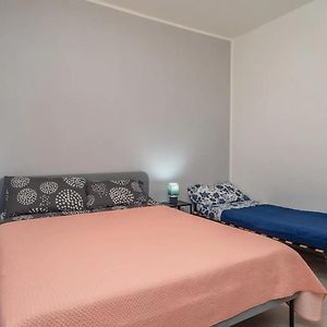 Nicole Rooms